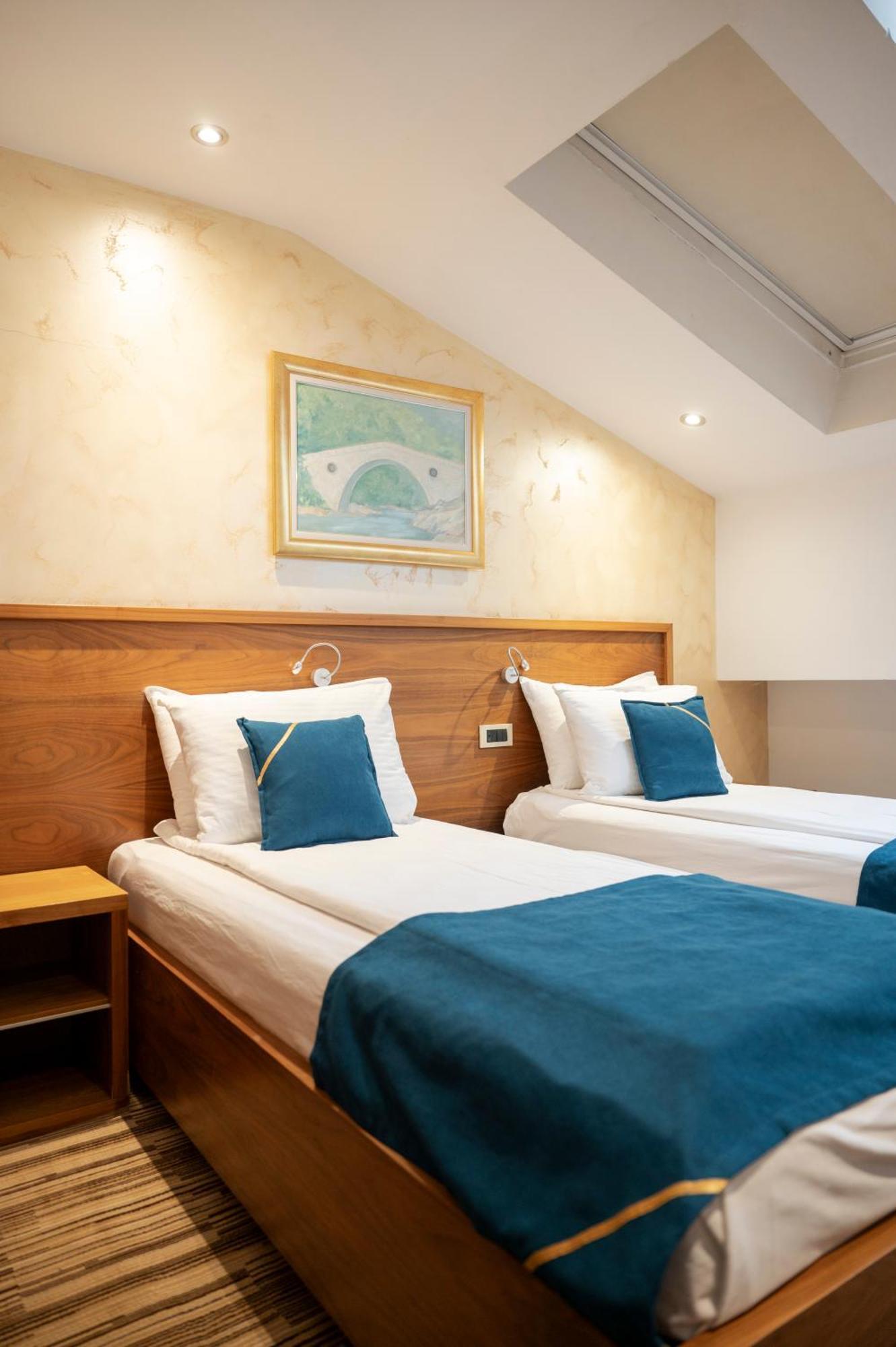 Hotel Bistrik City Center Sarajevo Ngoại thất bức ảnh