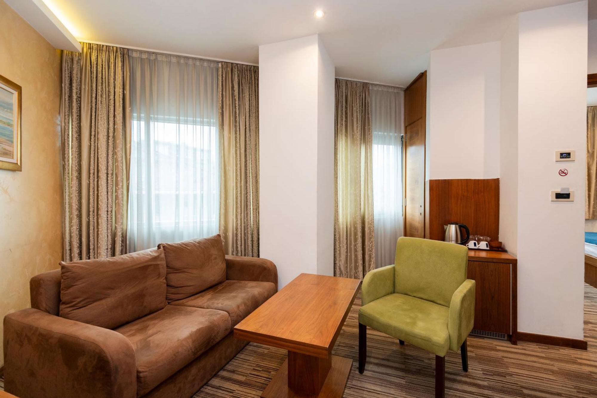 Hotel Bistrik City Center Sarajevo Ngoại thất bức ảnh